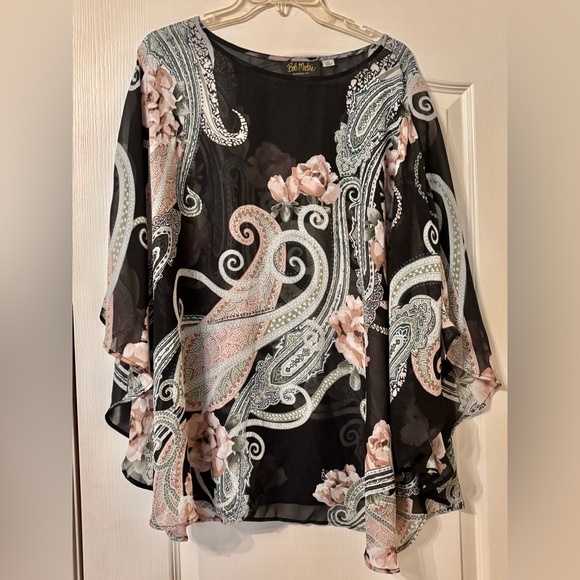 Bob Mackie Tops - Bob Mackie 3X Black Sheer Rose Paisley Poncho Kimono topper pink floral flutter